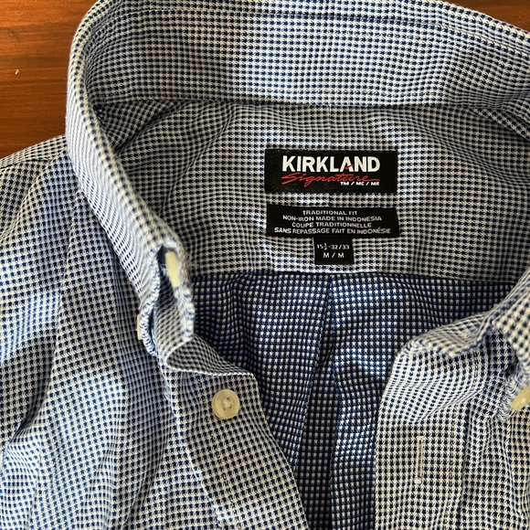 Blue and white subtle pattern button down - Picture 2 of 5